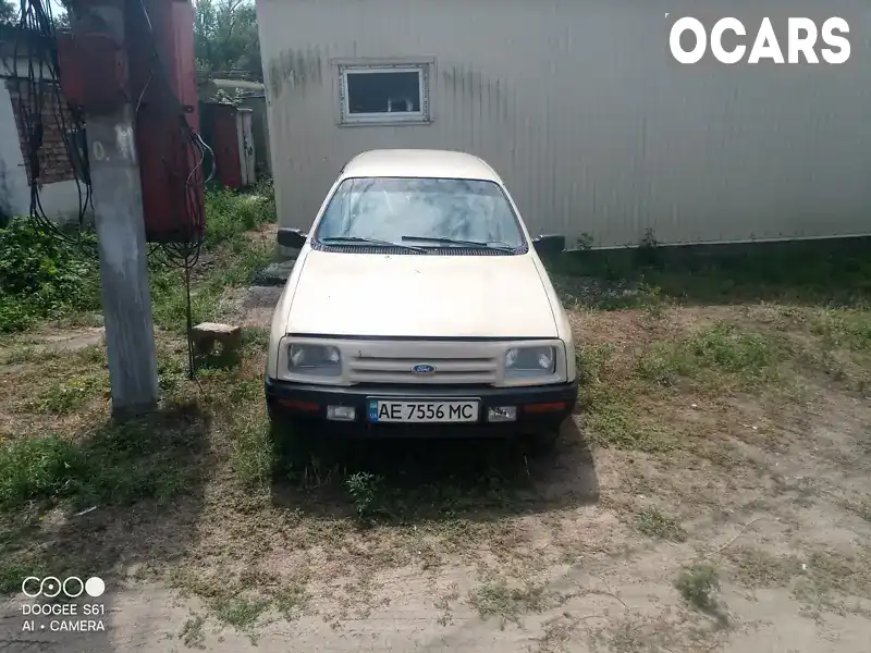 WF0NXXGBBNDE23092 Ford Sierra 1983 Универсал 2 л. Фото 2