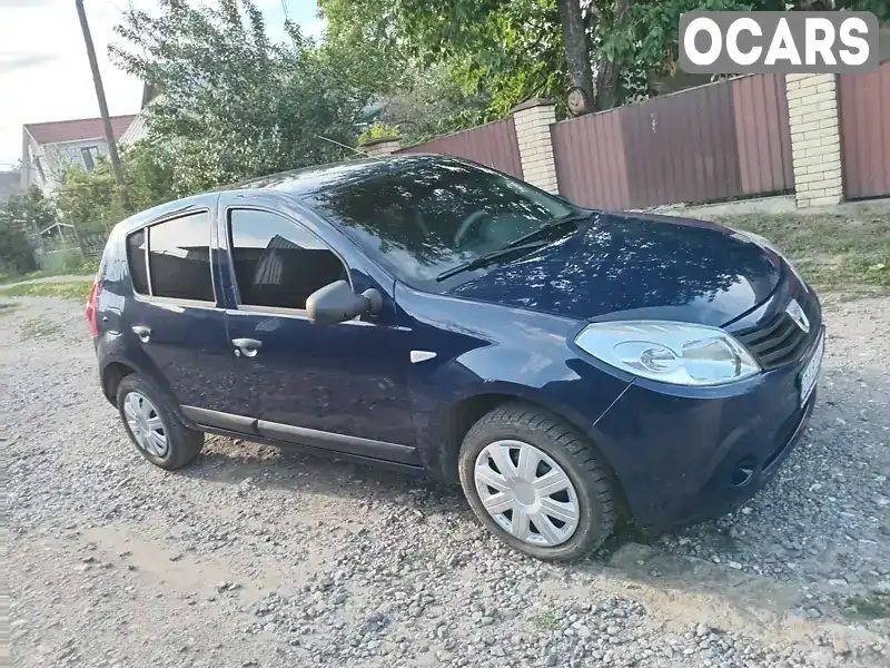 Хетчбек Dacia Sandero 2010 1.2 л. Ручна / Механіка обл. Вінницька, Жмеринка - Фото 1/13