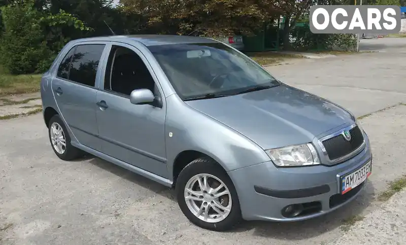 Хетчбек Skoda Fabia 2005 1.2 л. Ручна / Механіка обл. Житомирська, Звягель - Фото 1/21