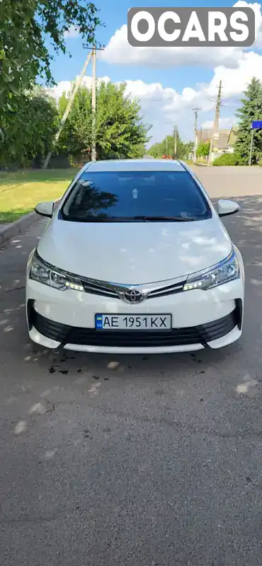 Седан Toyota Corolla 2016 1.33 л. Ручна / Механіка обл. Дніпропетровська, Павлоград - Фото 1/21