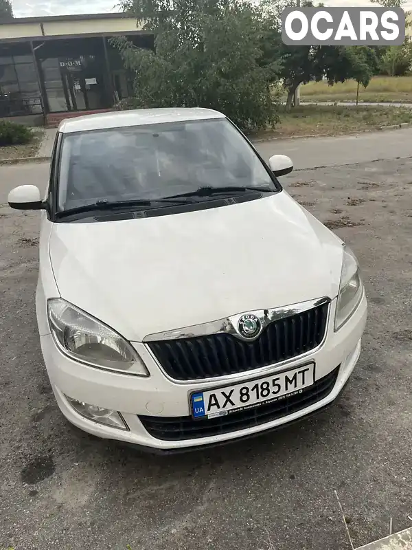 Хетчбек Skoda Fabia 2012 1.39 л. Ручна / Механіка обл. Харківська, Чугуїв - Фото 1/12