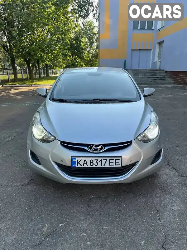 Седан Hyundai Elantra 2012 7 л. Автомат обл. Київська, Київ - Фото 1/15