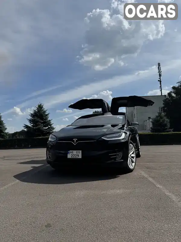 Позашляховик / Кросовер Tesla Model X 2017 null_content л. Автомат обл. Дніпропетровська, Кам'янське (Дніпродзержинськ) - Фото 1/21