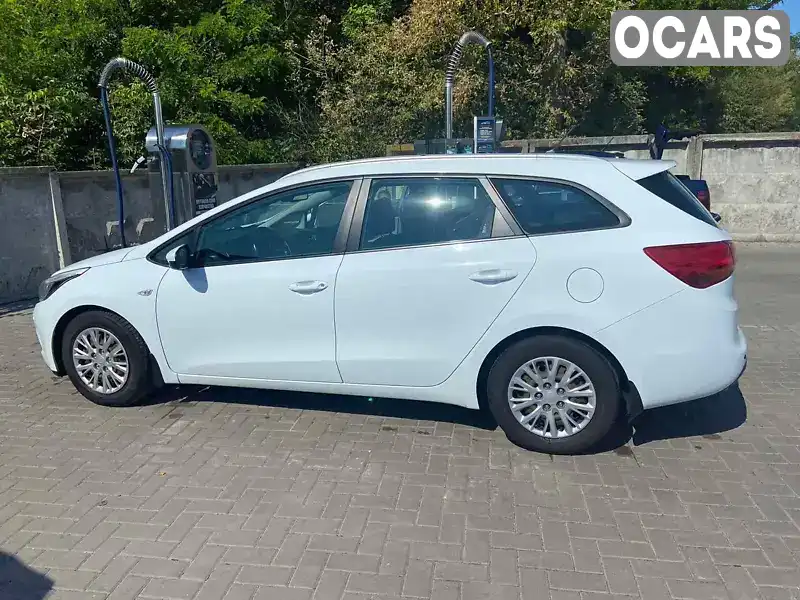 Универсал Kia Ceed 2013 1.58 л. Ручная / Механика обл. Киевская, Борисполь - Фото 1/11