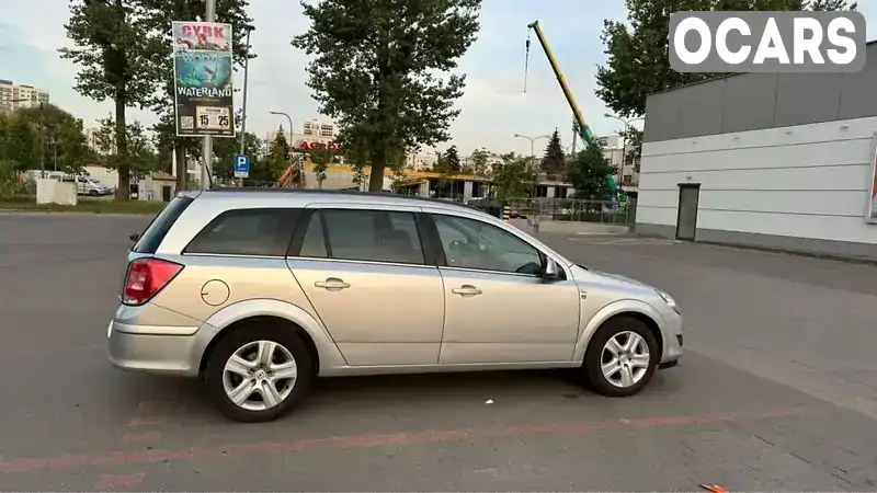 W0L0AHL35A2095732 Opel Astra 2010 Універсал 1.7 л. Фото 3