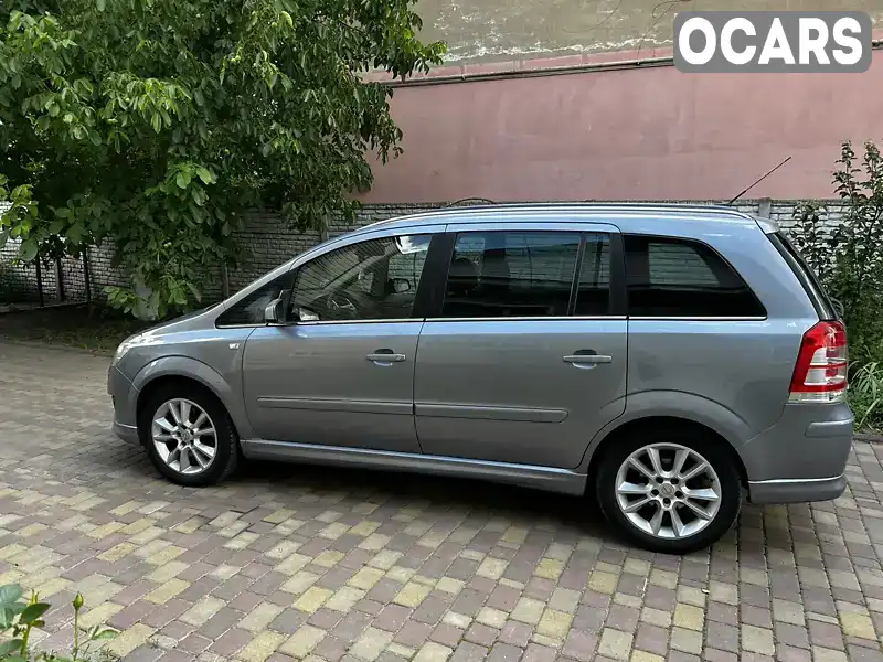 Минивэн Opel Zafira 2008 1.69 л. Ручная / Механика обл. Черниговская, Прилуки - Фото 1/18