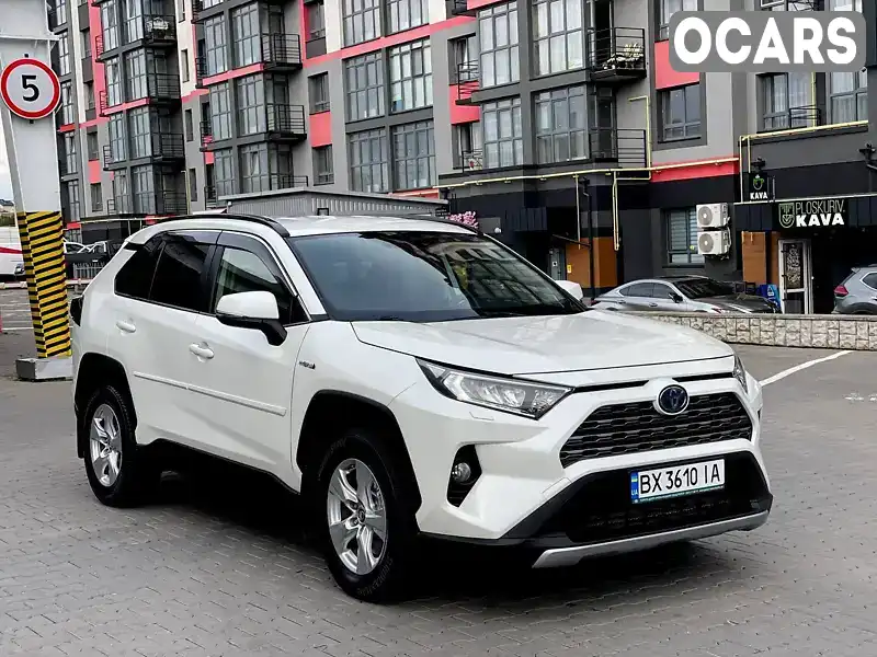 Позашляховик / Кросовер Toyota RAV4 2019 2.49 л. Варіатор обл. Хмельницька, Хмельницький - Фото 1/21