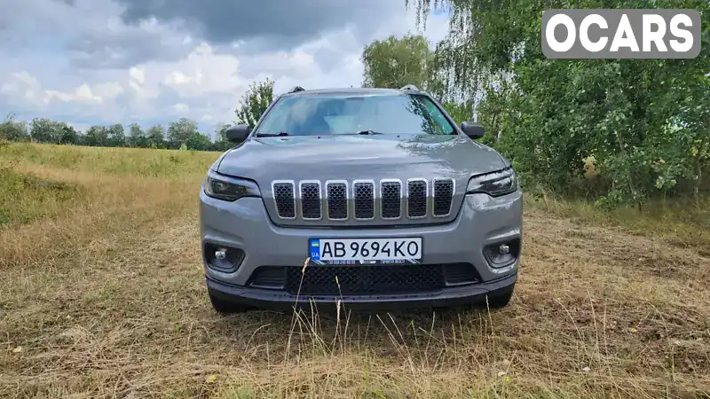 Позашляховик / Кросовер Jeep Cherokee 2019 3.24 л. Автомат обл. Вінницька, Вінниця - Фото 1/21