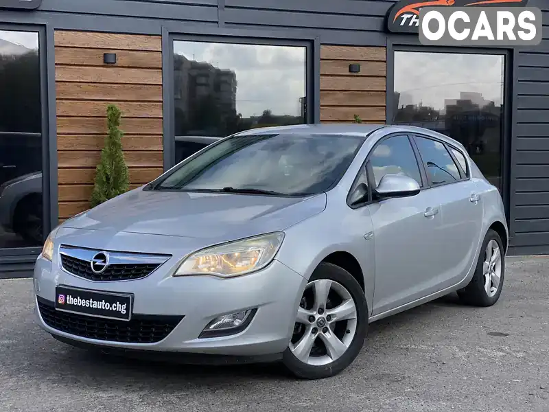 Хетчбек Opel Astra 2010 1.7 л. Ручна / Механіка обл. Львівська, Червоноград - Фото 1/21