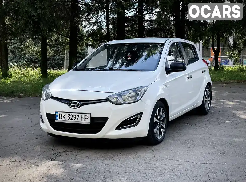 Хэтчбек Hyundai i20 2013 1.25 л. Ручная / Механика обл. Ровенская, Ровно - Фото 1/21