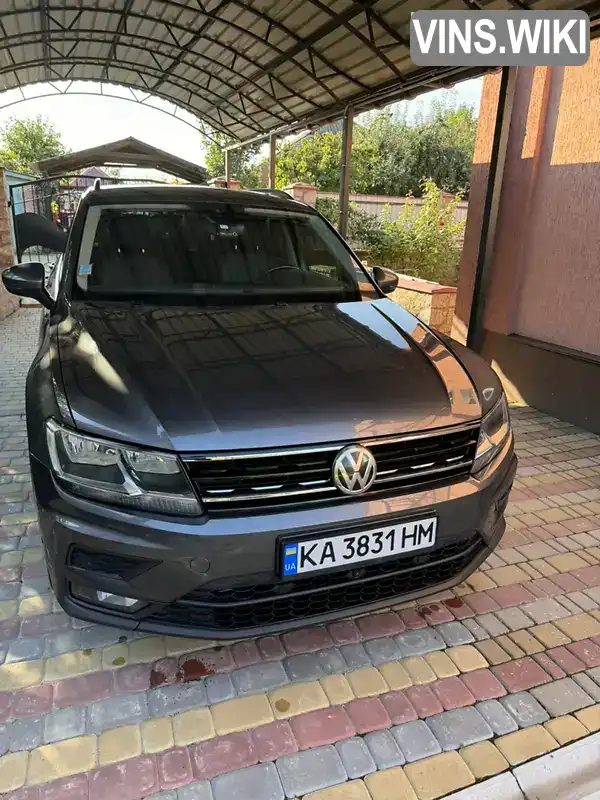 WVGZZZ5NZJW942989 Volkswagen Tiguan 2018 Позашляховик / Кросовер 1.97 л. Фото 5