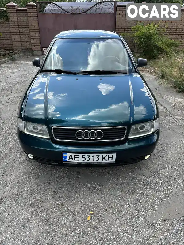 Седан Audi A4 1995 1.6 л. обл. Дніпропетровська, Кривий Ріг - Фото 1/21