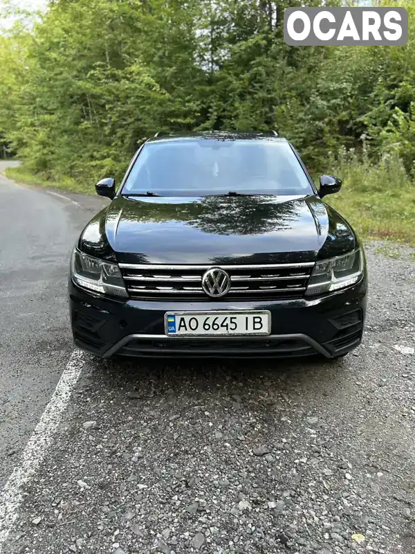 Позашляховик / Кросовер Volkswagen Tiguan 2019 1.98 л. Автомат обл. Закарпатська, Ужгород - Фото 1/21