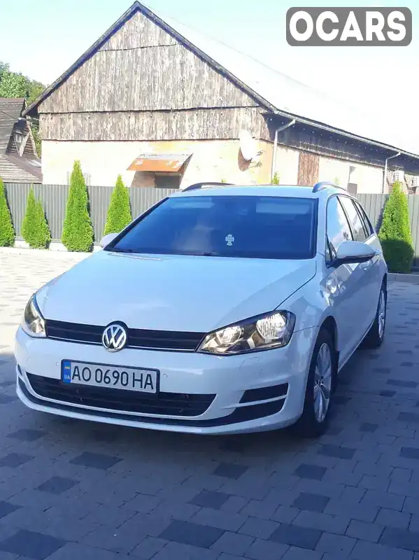 Універсал Volkswagen Golf 2014 1.6 л. Ручна / Механіка обл. Закарпатська, Воловець - Фото 1/15