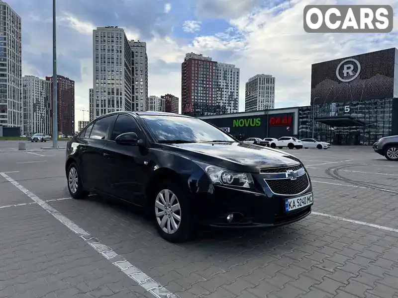 Седан Chevrolet Cruze 2011 1.6 л. Автомат обл. Киевская, Васильков - Фото 1/15