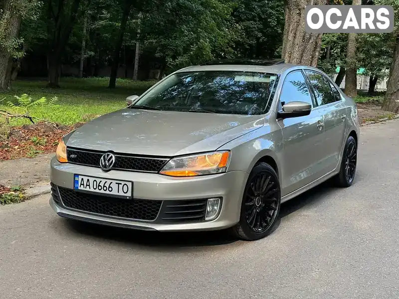 Седан Volkswagen Jetta 2012 2.5 л. Автомат обл. Чернівецька, Чернівці - Фото 1/21