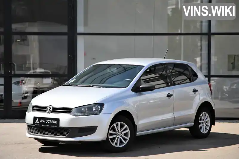 Хетчбек Volkswagen Polo 2010 1.4 л. обл. Харківська, Харків - Фото 1/21