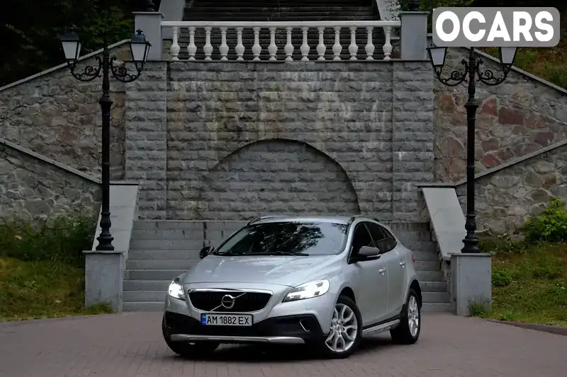 Хетчбек Volvo V40 Cross Country 2017 1.97 л. Автомат обл. Житомирська, Житомир - Фото 1/21