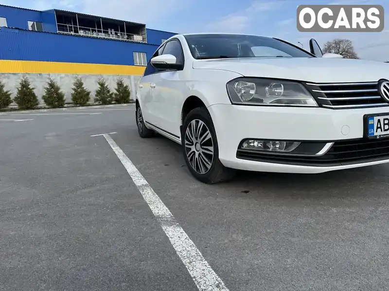 Седан Volkswagen Passat 2013 1.97 л. Ручная / Механика обл. Винницкая, Хмельник - Фото 1/16