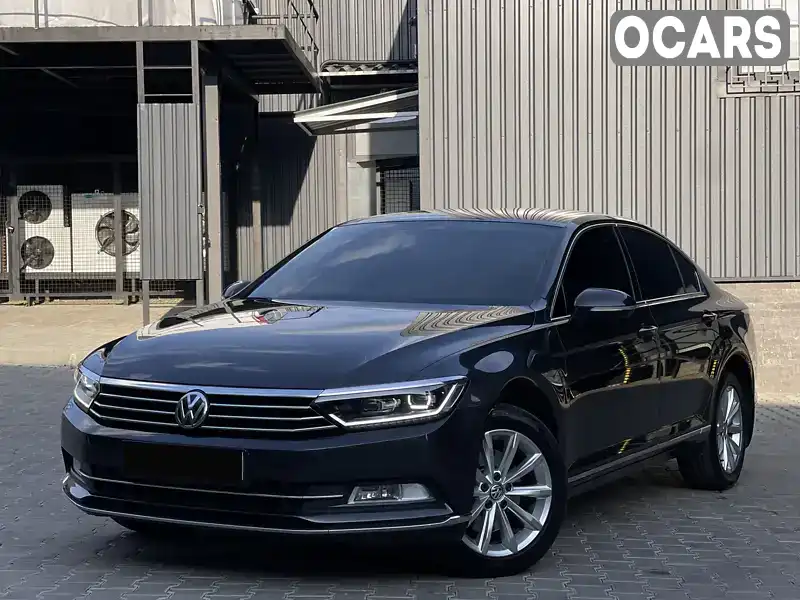 WVWZZZ3CZJE138913 Volkswagen Passat 2018 Седан 1.8 л. Фото 2