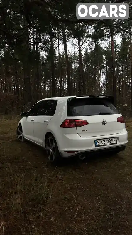 Хетчбек Volkswagen Golf GTI 2016 1.98 л. Автомат обл. Київська, Київ - Фото 1/9