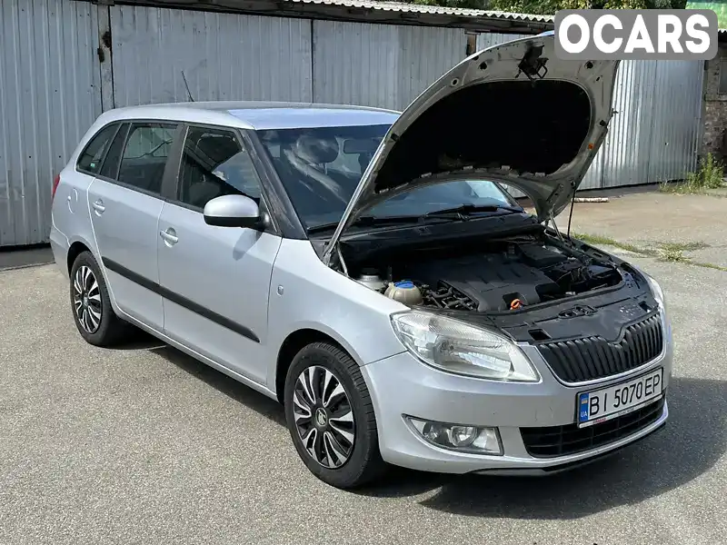 TMBJS25J7C3032023 Skoda Fabia 2011 Универсал 1.6 л. Фото 6