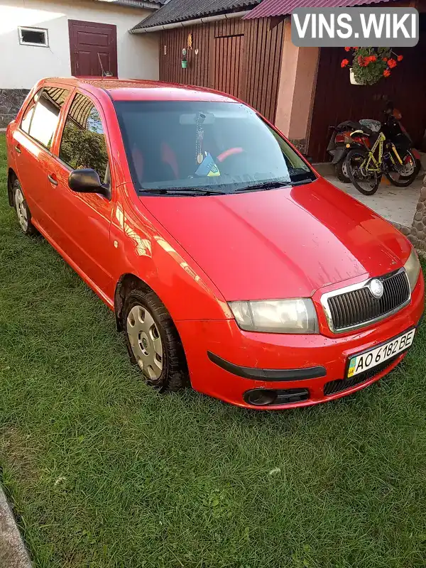 Хетчбек Skoda Fabia 2005 1.2 л. Ручна / Механіка обл. Закарпатська, Ужгород - Фото 1/13