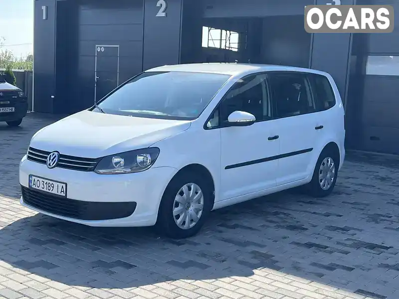 Микровэн Volkswagen Touran 2015 1.97 л. Автомат обл. Закарпатская, Хуст - Фото 1/10