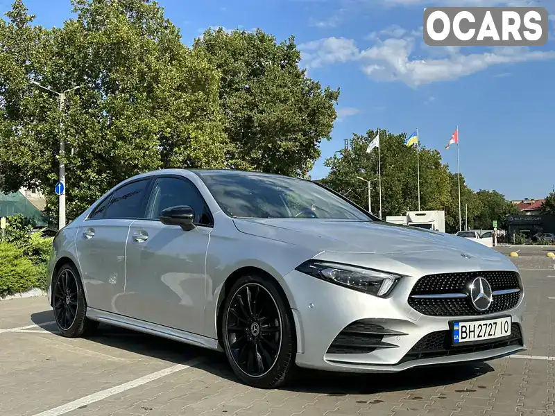 Седан Mercedes-Benz A-Class 2019 1.33 л. Автомат обл. Одеська, Одеса - Фото 1/14