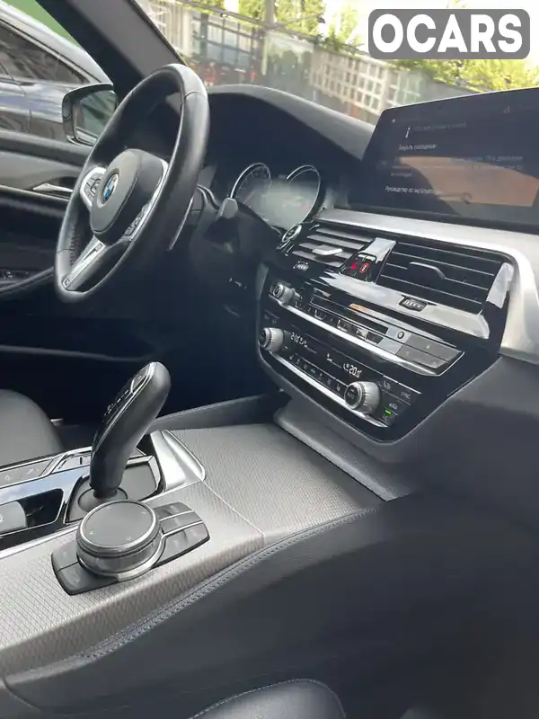 WBAJE7C52JWD53702 BMW 5 Series 2018 Седан 3 л. Фото 3