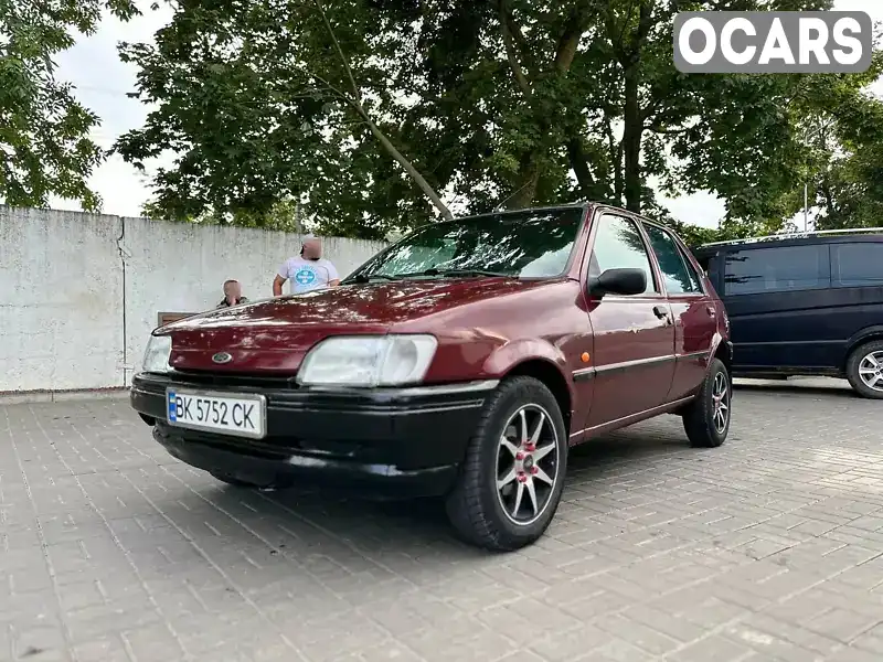 Хетчбек Ford Fiesta 1995 1.3 л. Ручна / Механіка обл. Рівненська, Здолбунів - Фото 1/21