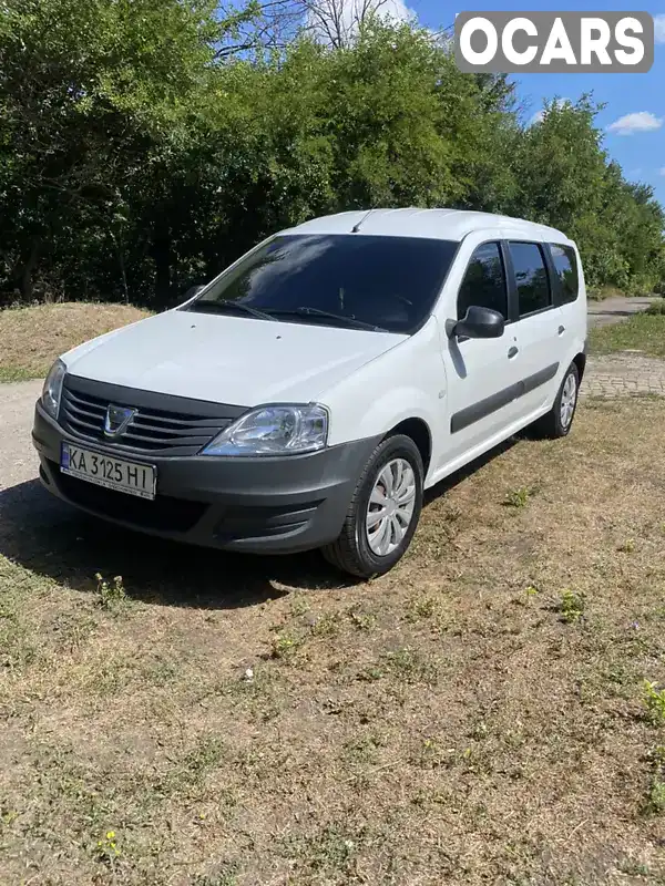 Універсал Dacia Logan MCV 2011 1.6 л. Ручна / Механіка обл. Харківська, Харків - Фото 1/11