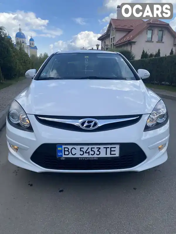 Хэтчбек Hyundai i30 2011 1.6 л. Ручная / Механика обл. Львовская, Львов - Фото 1/21