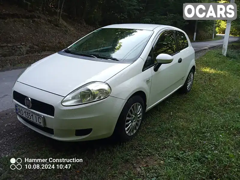 Хетчбек Fiat Punto 2008 1.24 л. Ручна / Механіка обл. Закарпатська, Виноградів - Фото 1/13