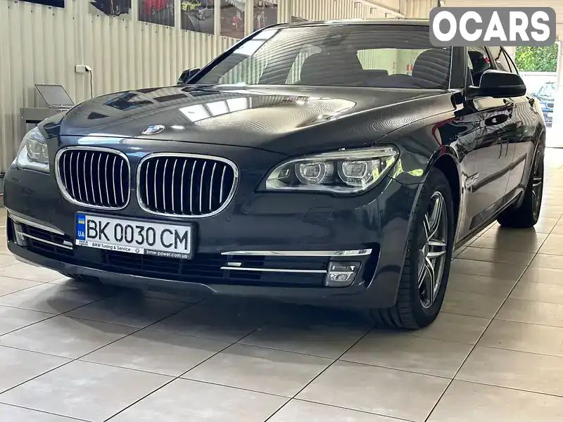 Седан BMW 7 Series 2013 2.99 л. Автомат обл. Ровенская, Ровно - Фото 1/21