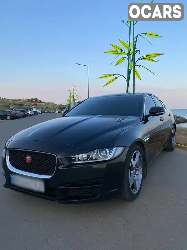 Седан Jaguar XE 2015 2 л. Автомат обл. Одеська, Одеса - Фото 1/8