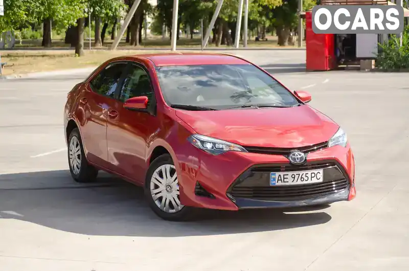 Седан Toyota Corolla 2017 1.8 л. обл. Дніпропетровська, Синельникове - Фото 1/21