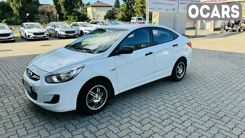 Седан Hyundai Accent 2013 1.4 л. Ручна / Механіка обл. Черкаська, Черкаси - Фото 1/21