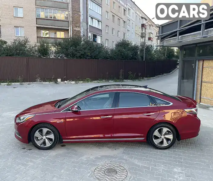 Седан Hyundai Sonata 2015 2 л. Автомат обл. Тернопільська, Тернопіль - Фото 1/21