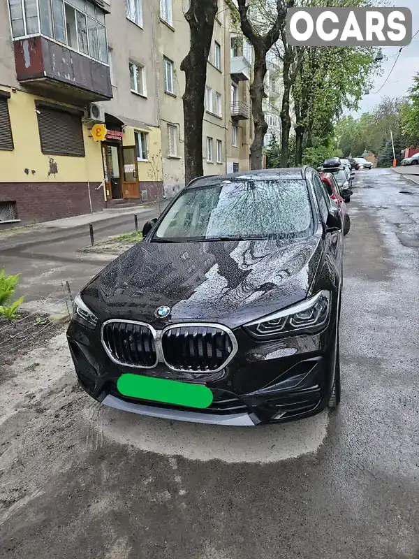 Позашляховик / Кросовер BMW X1 2022 2 л. Автомат обл. Львівська, Львів - Фото 1/12