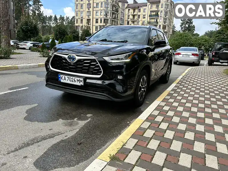 Позашляховик / Кросовер Toyota Highlander 2022 2.49 л. Автомат обл. Київська, Київ - Фото 1/21