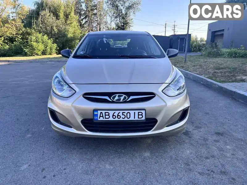 Седан Hyundai Accent 2013 1.6 л. Ручна / Механіка обл. Вінницька, Вінниця - Фото 1/21