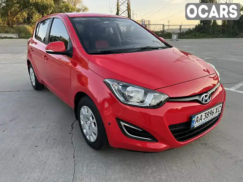 Хетчбек Hyundai i20 2014 1.4 л. Автомат обл. Київська, Київ - Фото 1/21