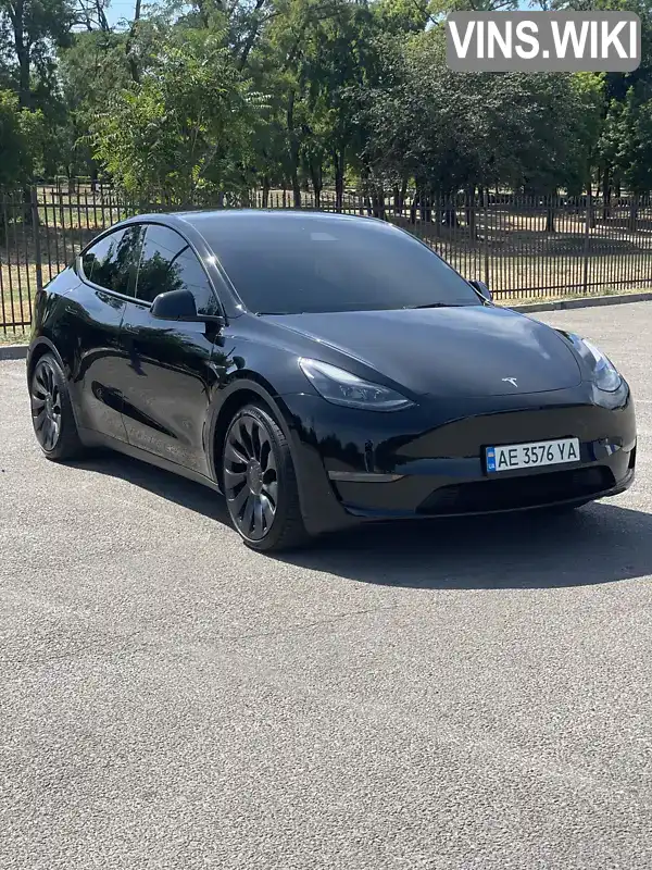 Внедорожник / Кроссовер Tesla Model Y 2023 null_content л. обл. Днепропетровская, Днепр (Днепропетровск) - Фото 1/21