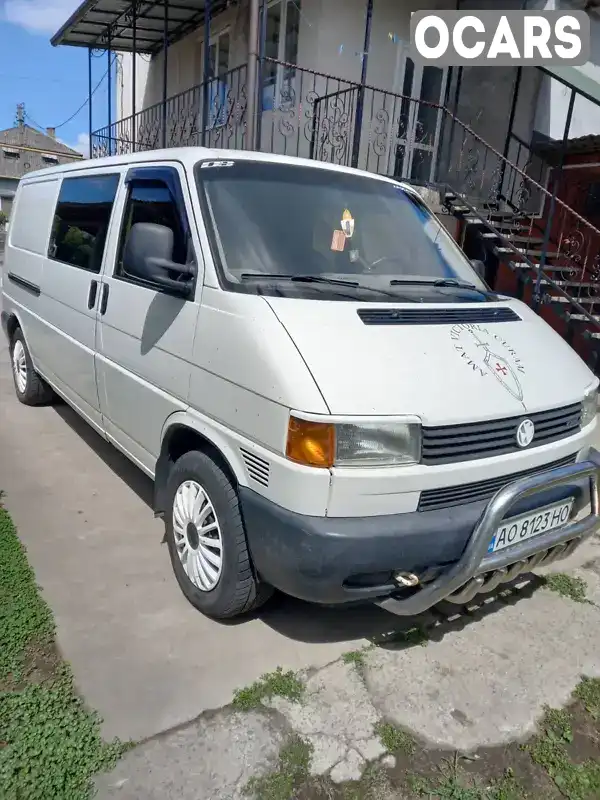 Минивэн Volkswagen Transporter 2002 2.46 л. Ручная / Механика обл. Закарпатская, Ужгород - Фото 1/6