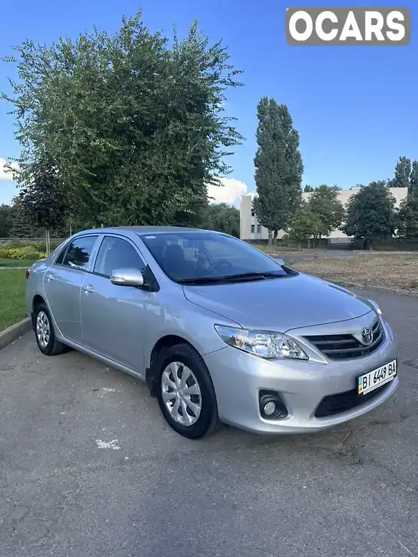 Седан Toyota Corolla 2012 1.3 л. Ручна / Механіка обл. Полтавська, Кременчук - Фото 1/21