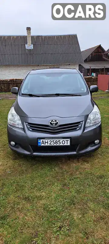 Мінівен Toyota Verso 2011 2 л. Ручна / Механіка обл. Івано-Франківська, Долина - Фото 1/11