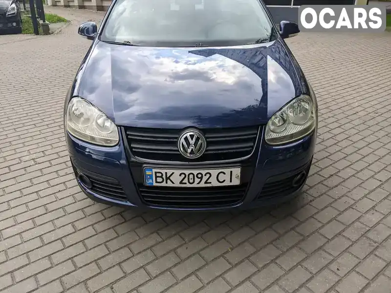 Седан Volkswagen Jetta 2006 1.9 л. Ручна / Механіка обл. Рівненська, Рівне - Фото 1/21