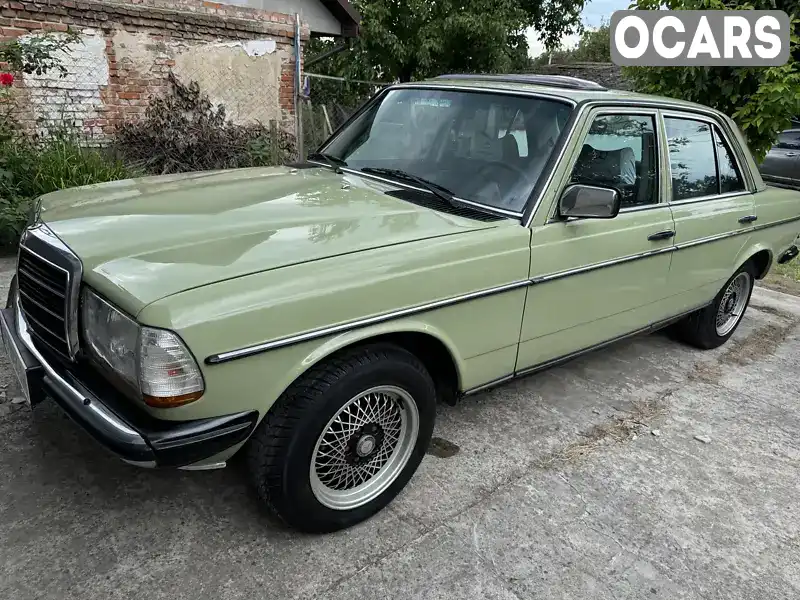 Седан Mercedes-Benz E-Class 1978 2.4 л. Ручна / Механіка обл. Волинська, Володимир-Волинський - Фото 1/21