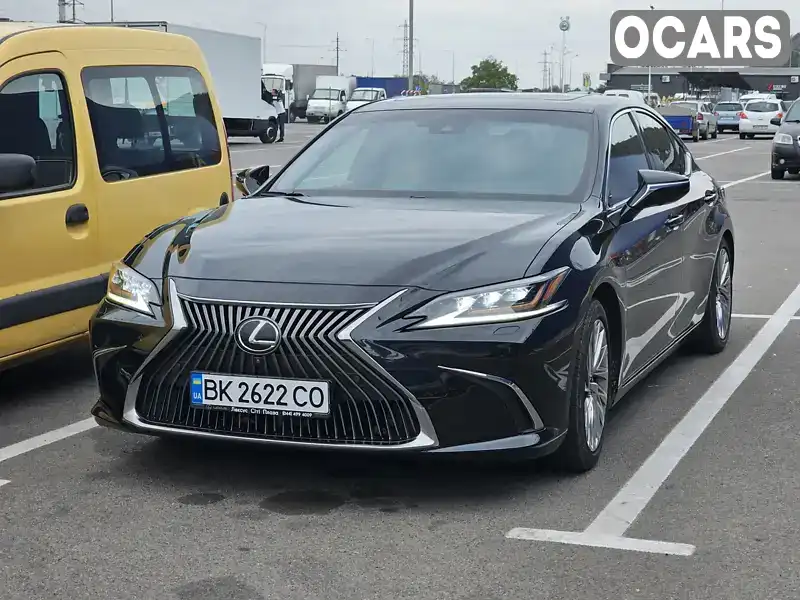 Седан Lexus ES 2018 2.5 л. Автомат обл. Рівненська, Рівне - Фото 1/21